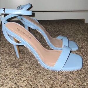 Top moda light blue rhinestone heels women’s size 8
